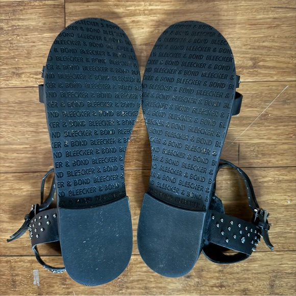 Bleecker & Bond Janine Sandals - Picture 7 of 8